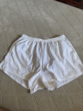 Lululemon Pace Rival High-Rise Short 3" 12 like new